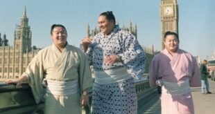 Wakahanada, Akebono et Mainoumi à Londres